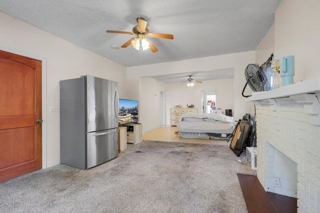 918 Queen Avenue N, Minneapolis, MN 55411