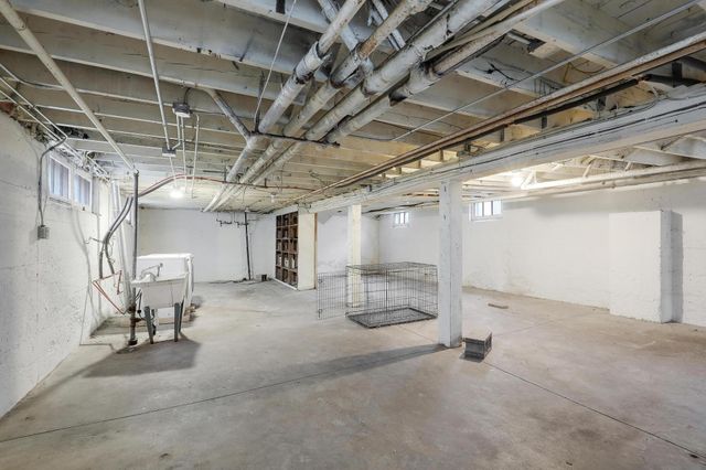 918 Queen Avenue N, Minneapolis, MN 55411