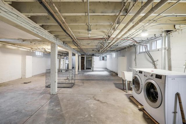 918 Queen Avenue N, Minneapolis, MN 55411