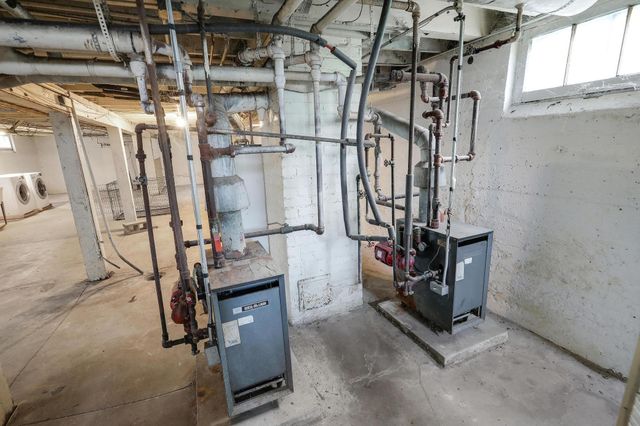 918 Queen Avenue N, Minneapolis, MN 55411