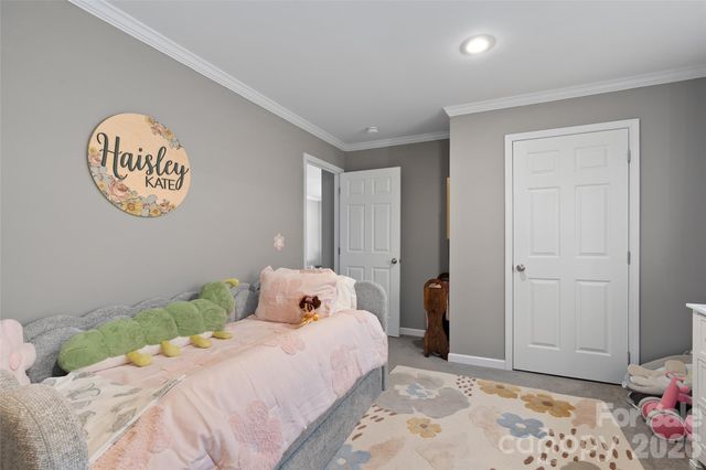 46 Janie Drive, Clyde, NC 28721