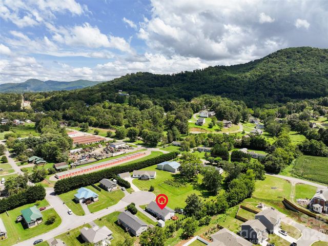 46 Janie Drive, Clyde, NC 28721