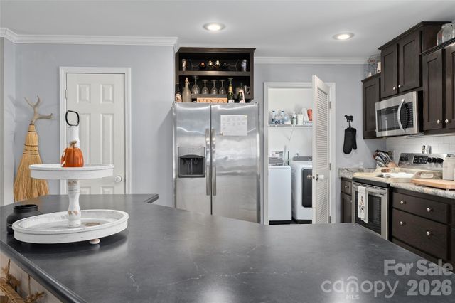46 Janie Drive, Clyde, NC 28721