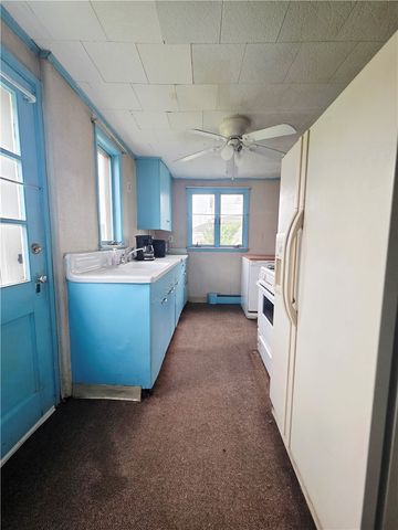 553 Constitution Cir, Clairton, PA 15025