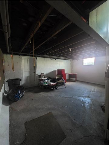 553 Constitution Cir, Clairton, PA 15025