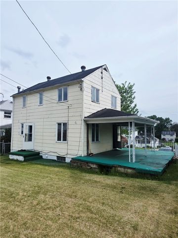 553 Constitution Cir, Clairton, PA 15025