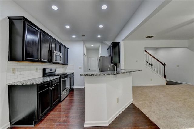 1000 Parkside Wood Court, Lawrenceville, GA 30043
