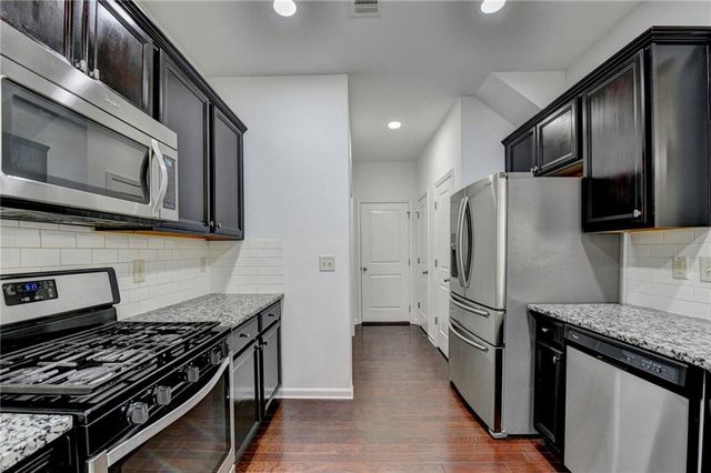 1000 Parkside Wood Court, Lawrenceville, GA 30043