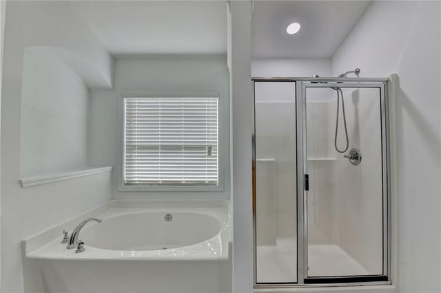 1000 Parkside Wood Court, Lawrenceville, GA 30043