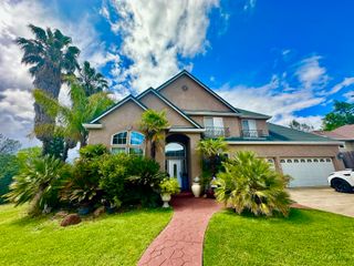 6260 CARMEL Drive, Redding, CA 96003