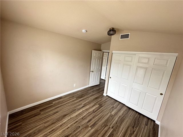 2024 Shining Feather Lane, Las Vegas, NV 89134