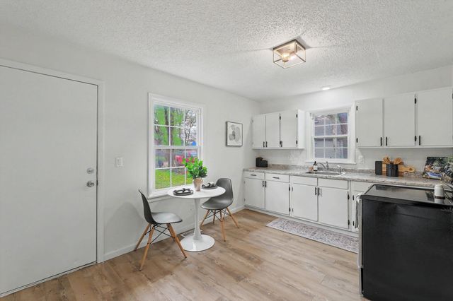 1242 N Ohio, Wichita, KS 67214