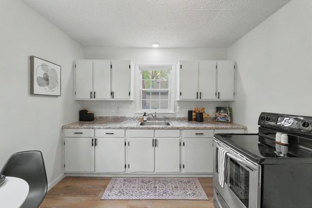 1242 N Ohio, Wichita, KS 67214