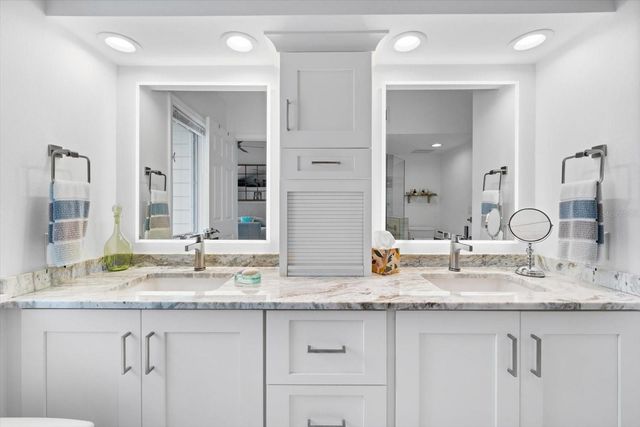 71 TIDY ISLAND BOULEVARD, Bradenton, FL 34210