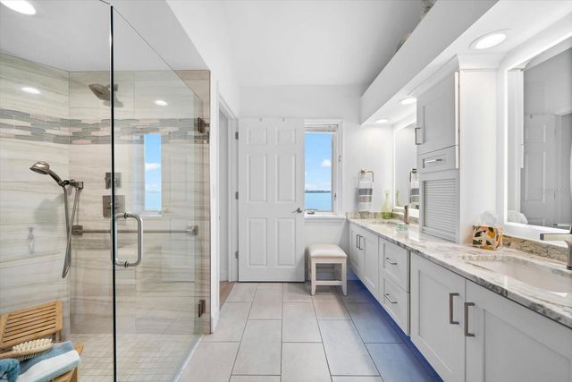 71 TIDY ISLAND BOULEVARD, Bradenton, FL 34210