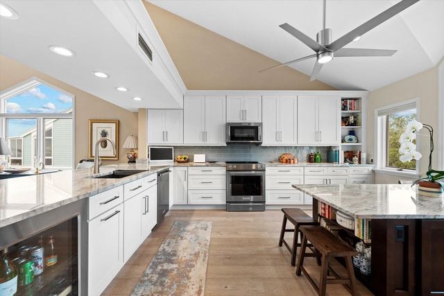 71 TIDY ISLAND BOULEVARD, Bradenton, FL 34210