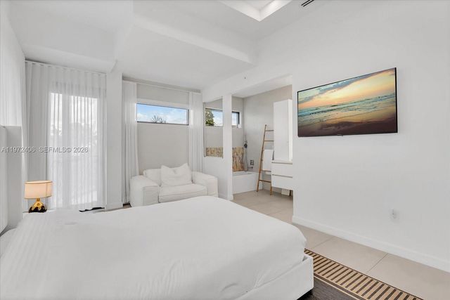 11 Century Ln, Miami Beach, FL 33139