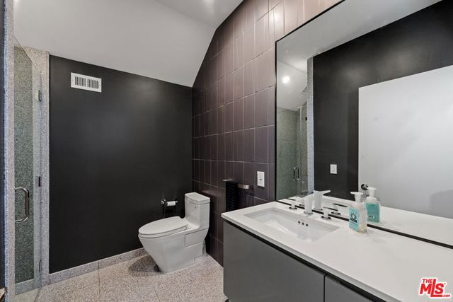 4411 Roma Court, Marina Del Rey, CA 90292