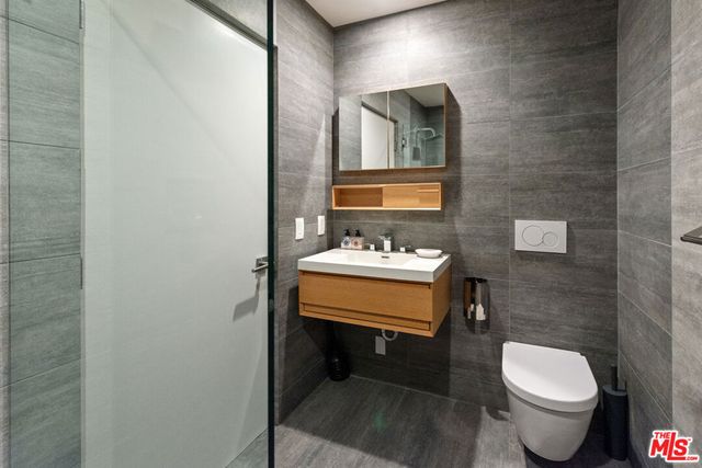 4411 Roma Court, Marina Del Rey, CA 90292