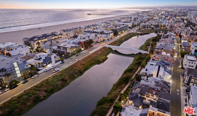 4411 Roma Court, Marina Del Rey, CA 90292