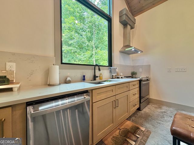 399 Jim McCrackin, Clayton, GA 30525
