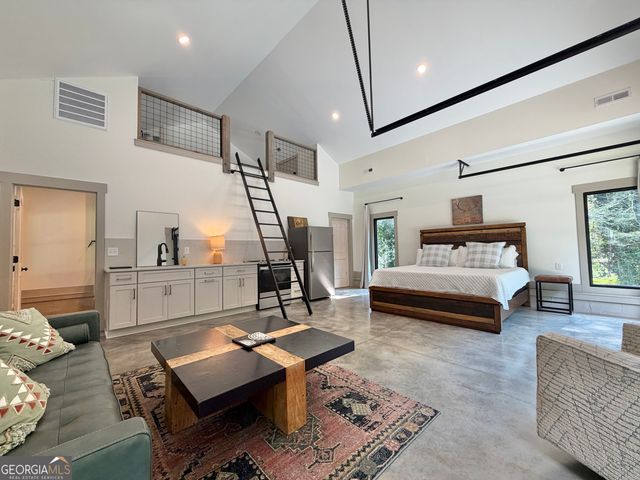 399 Jim McCrackin, Clayton, GA 30525