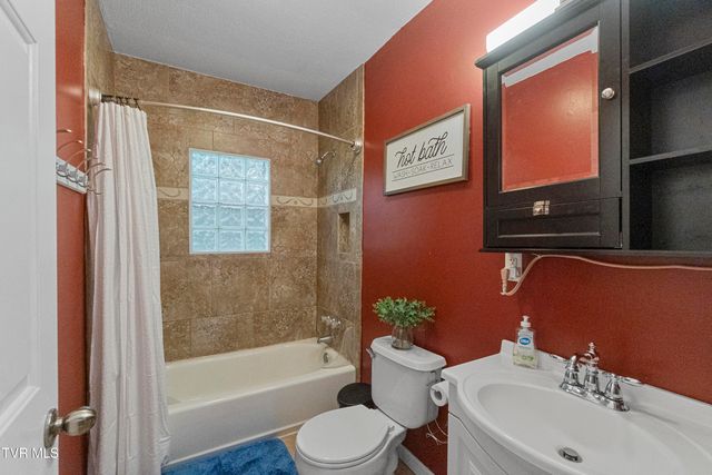 315 Forest Hills Drive, Greeneville, TN 37745
