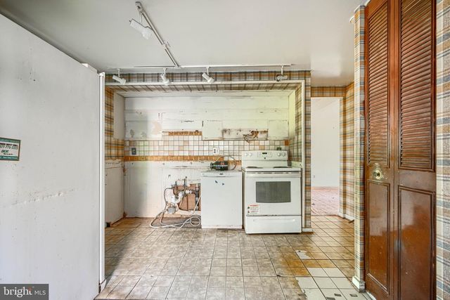 3 CAMANO CT, Randallstown, MD 21133