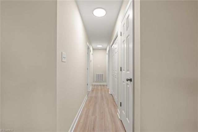 2497 E Sprague Street, Winston-salem, NC 27107