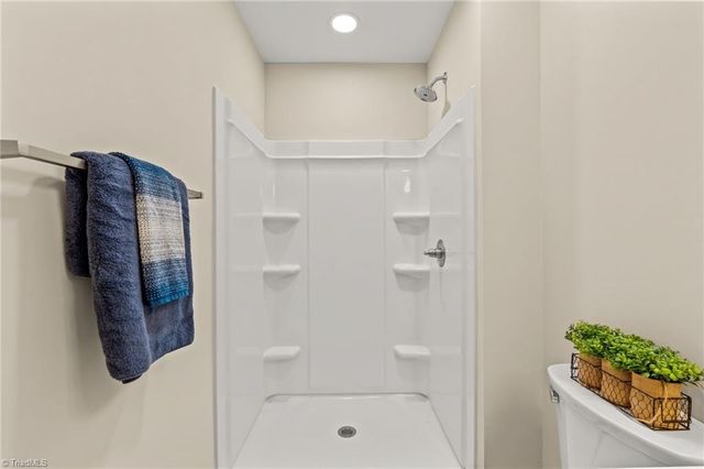 2497 E Sprague Street, Winston-salem, NC 27107
