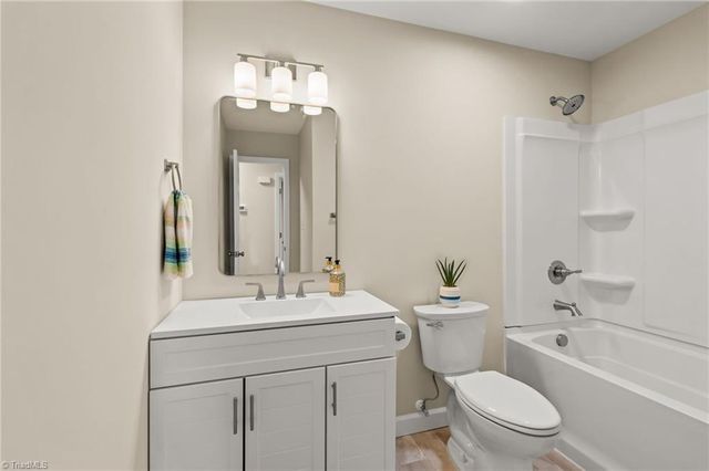 2497 E Sprague Street, Winston-salem, NC 27107