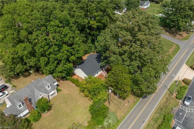 2497 E Sprague Street, Winston-salem, NC 27107