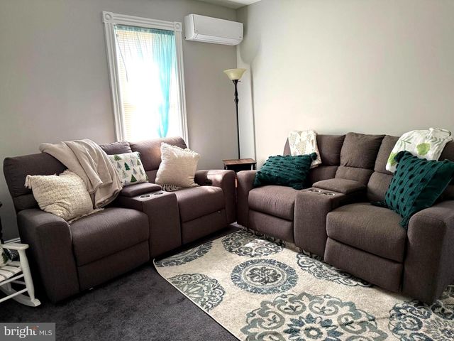 39 N WELLS AVE, Glenolden, PA 19036