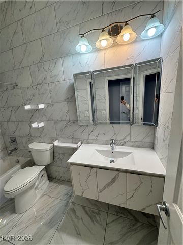 5969 Vizzi Court, Las Vegas, NV 89131