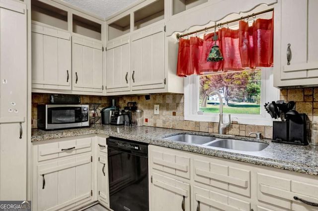 8535 Downs Road, Winston, GA 30187