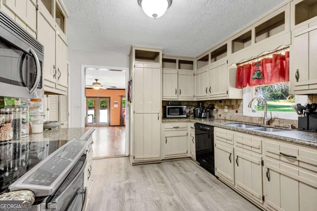 8535 Downs Road, Winston, GA 30187