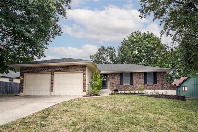 5017 S Bryant Court, Independence, MO 64055