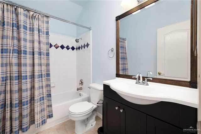 4600 W Maple Avenue, Mcallen, TX 78501