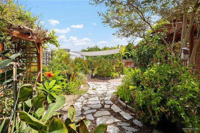 4600 W Maple Avenue, Mcallen, TX 78501