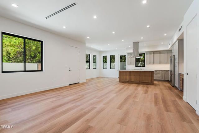 2821 Los Robles Road, Thousand Oaks, CA 91362