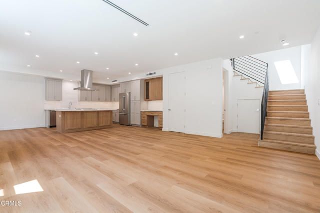 2821 Los Robles Road, Thousand Oaks, CA 91362