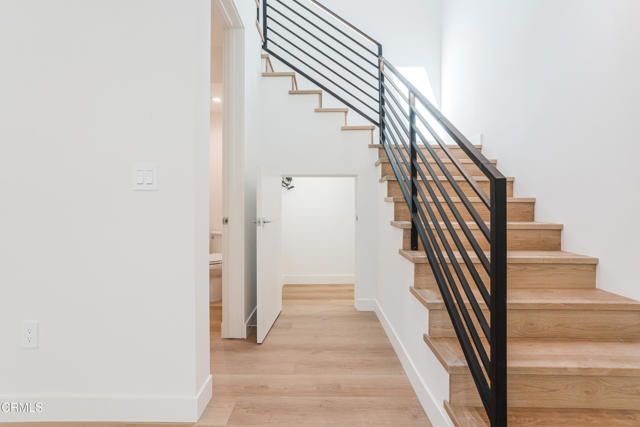 2821 Los Robles Road, Thousand Oaks, CA 91362