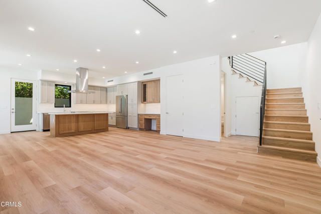 2821 Los Robles Road, Thousand Oaks, CA 91362