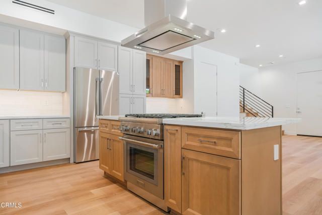 2821 Los Robles Road, Thousand Oaks, CA 91362