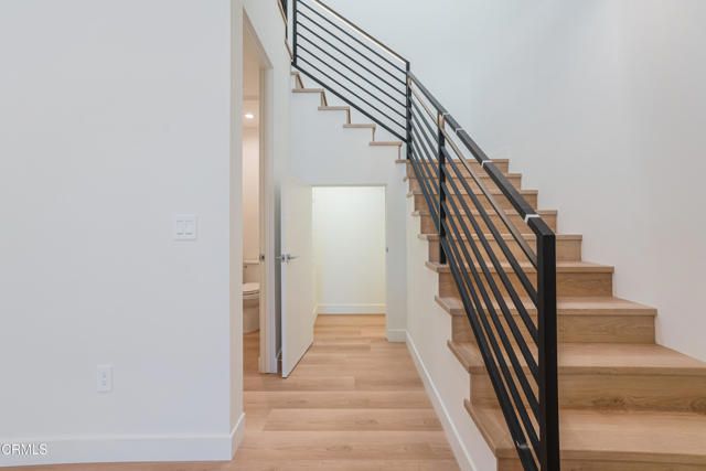 2821 Los Robles Road, Thousand Oaks, CA 91362