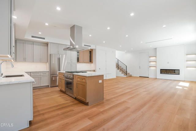 2821 Los Robles Road, Thousand Oaks, CA 91362