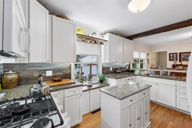 2818 35th Street, Des Moines, IA 50310