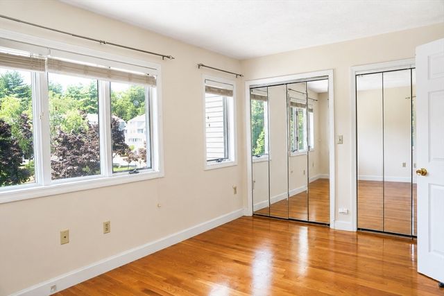 701 Sherwood Forest Ln 701, Saugus, MA 01906