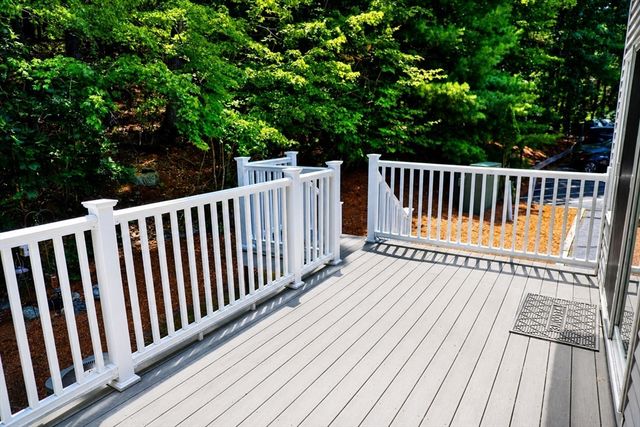 701 Sherwood Forest Ln 701, Saugus, MA 01906