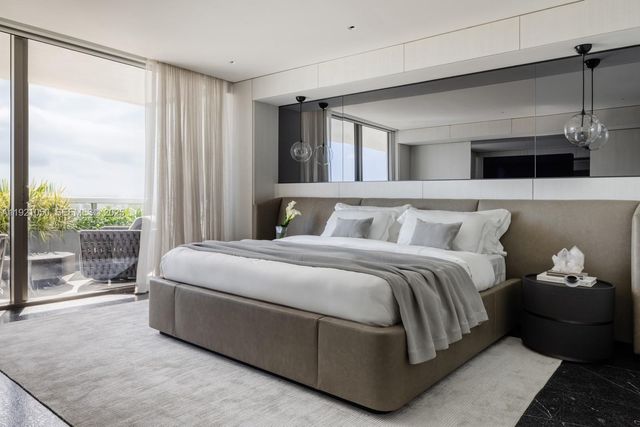 5875 Collins Ave 902, Miami Beach, FL 33140